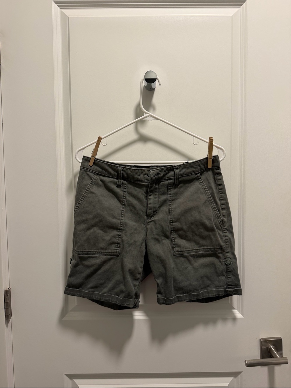 Casual Cargo Shorts - Olive Green